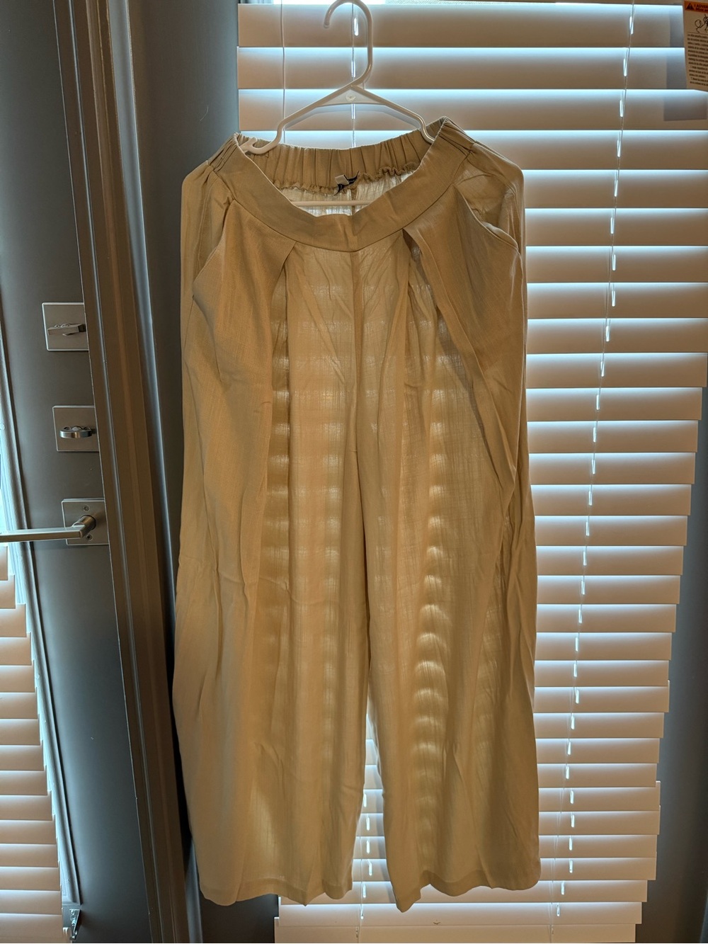 Hunter & Brown Cream Wide-Leg Pleated Trousers